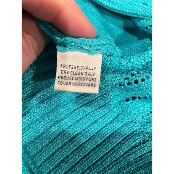 St. John Collection Women's Blue Knit Tank & Cardigan Set 2 piece Size 8 - Picture 13 of 16